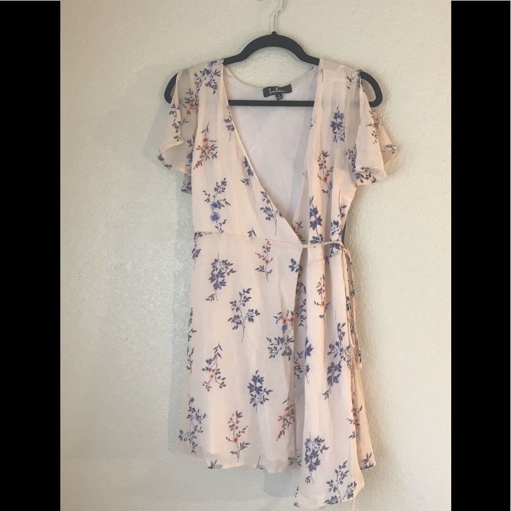 Brand new lulus pink wrap dress
